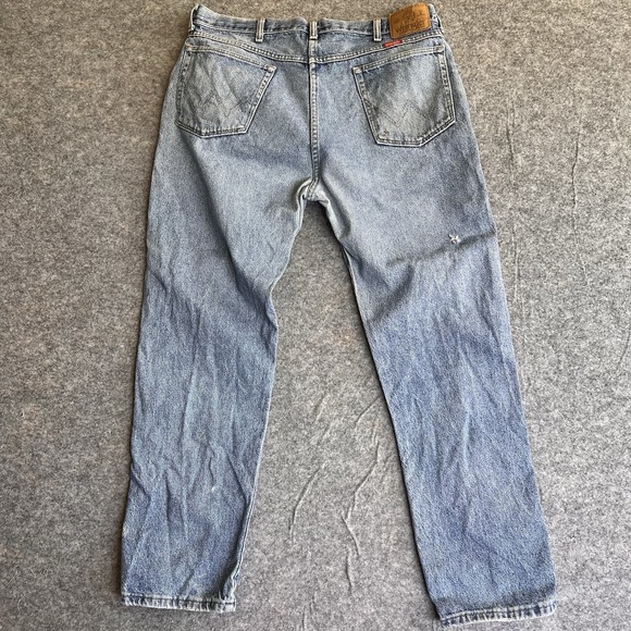 VTG Wrangler Jeans Mens 38x30 USA Blue Straight Denim Cowboy Western Y2K READ‎ - Picture 4 of 11